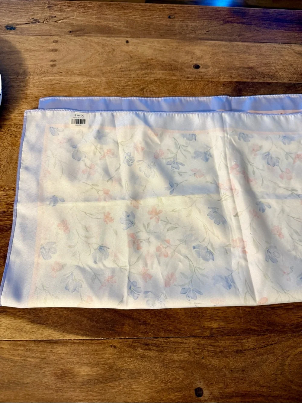 NWT LAVENDER FLORAL SILKY BANDANA SCARF, VERSATILE
